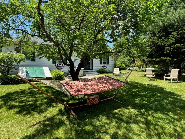 79 Adams St, Medfield, MA 02052