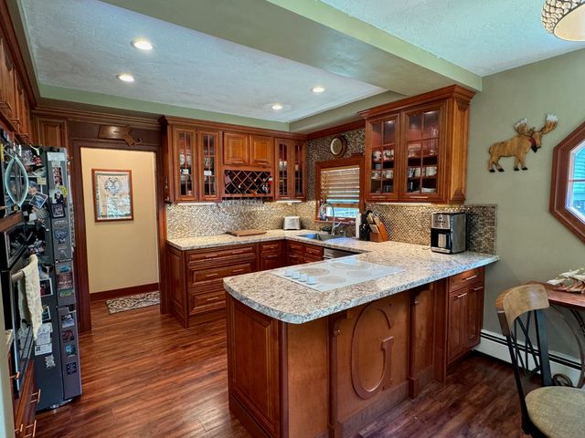 79 Adams St, Medfield, MA 02052