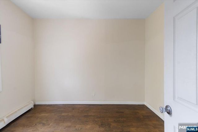 422 Jelliff Avenue, Newark, NJ 07112