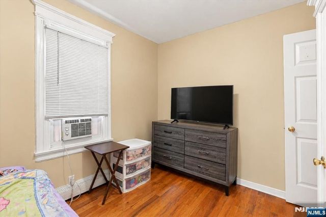 422 Jelliff Avenue, Newark, NJ 07112