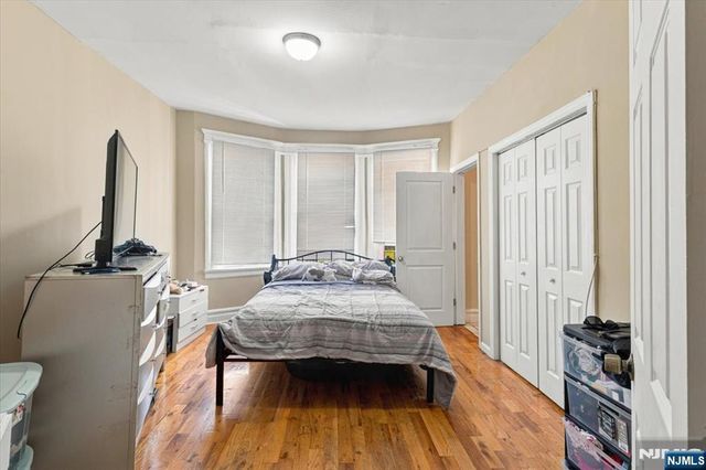 422 Jelliff Avenue, Newark, NJ 07112