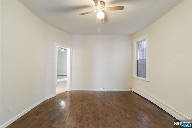 422 Jelliff Avenue, Newark, NJ 07112