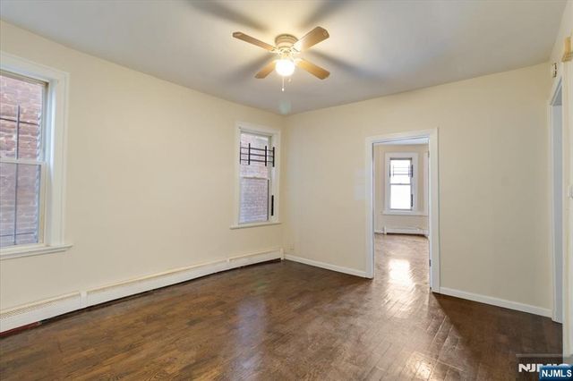422 Jelliff Avenue, Newark, NJ 07112