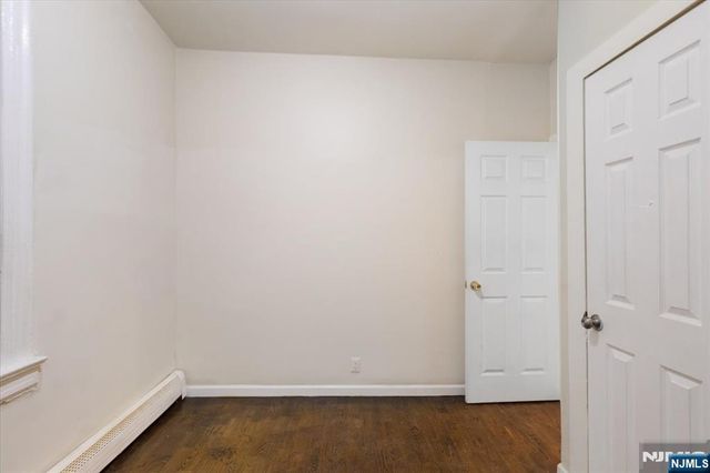 422 Jelliff Avenue, Newark, NJ 07112