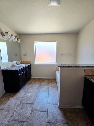 1903 NE Six Flags, Midland, TX 79705