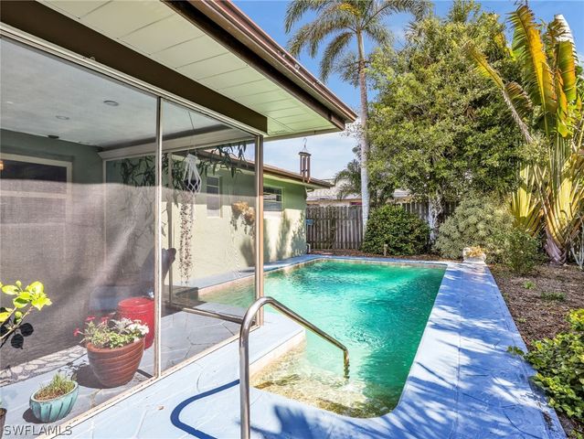 3523 Santiago WAY, Naples, FL 34105