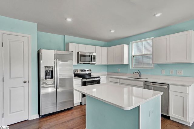 220 Highland Station Drive, Clinton, SC 29325