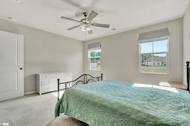 220 Highland Station Drive, Clinton, SC 29325