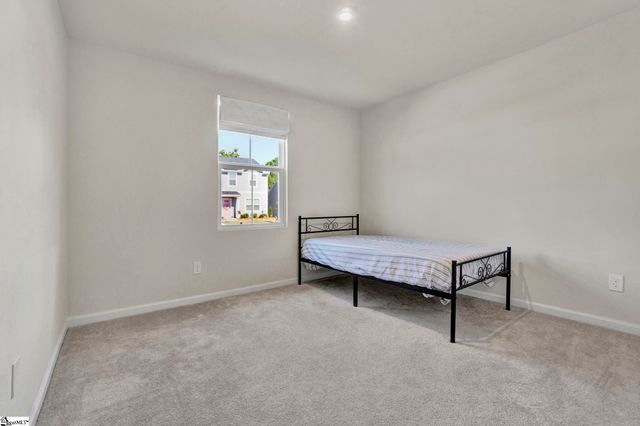 220 Highland Station Drive, Clinton, SC 29325