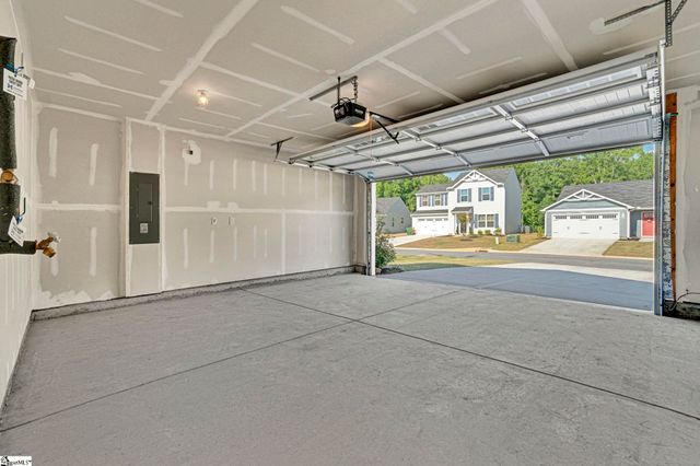 220 Highland Station Drive, Clinton, SC 29325