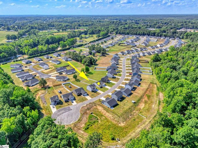 220 Highland Station Drive, Clinton, SC 29325