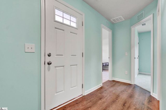 220 Highland Station Drive, Clinton, SC 29325