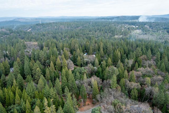 5790 Reservoir Rd, Georgetown, CA 95634