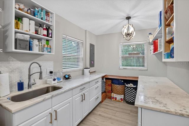 205 CAGLE ROAD, Brandon, FL 33511