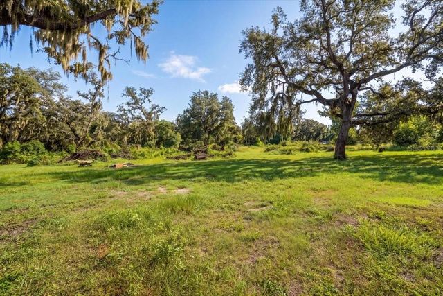 205 CAGLE ROAD, Brandon, FL 33511