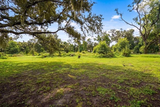 205 CAGLE ROAD, Brandon, FL 33511