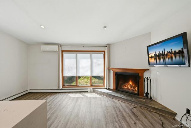 2 Isis Road, Rocky Point, NY 11778