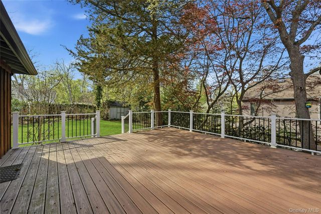 2 Isis Road, Rocky Point, NY 11778