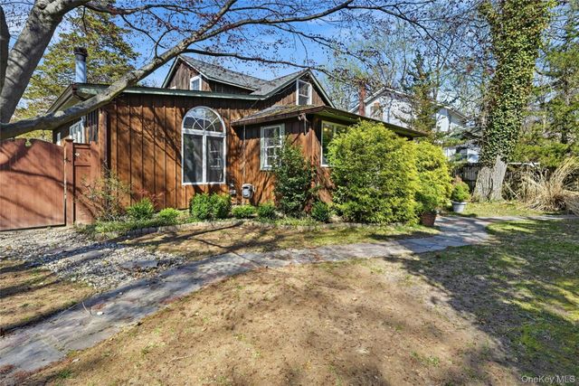 2 Isis Road, Rocky Point, NY 11778