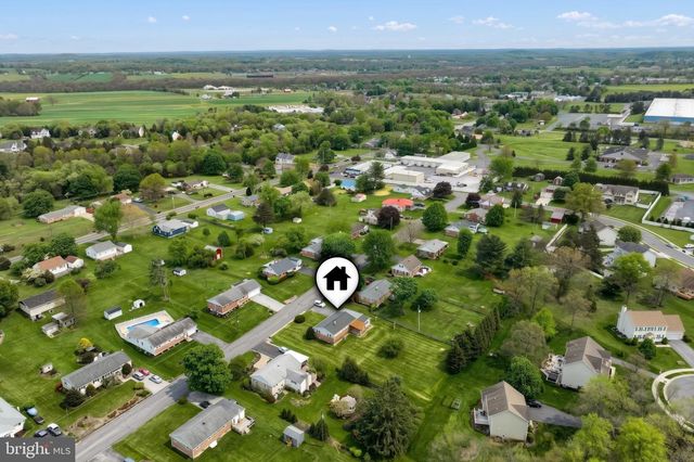 60 MEADOW LN, Gettysburg, PA 17325