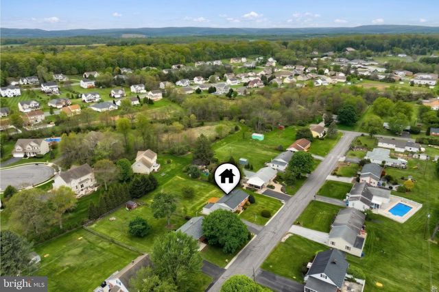 60 MEADOW LN, Gettysburg, PA 17325