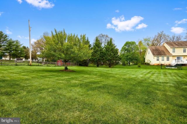 60 MEADOW LN, Gettysburg, PA 17325