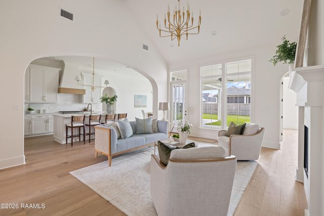 102 Saltmeadow Lane, Lafayette, LA 70508