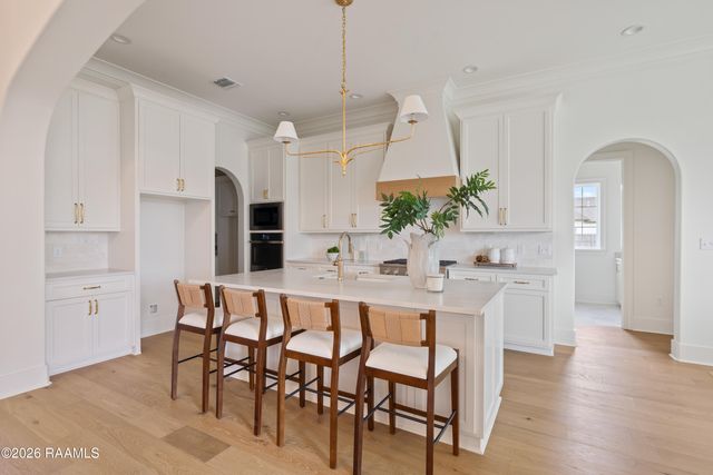 102 Saltmeadow Lane, Lafayette, LA 70508