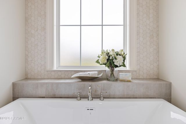 102 Saltmeadow Lane, Lafayette, LA 70508