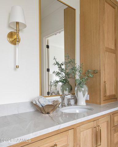 102 Saltmeadow Lane, Lafayette, LA 70508