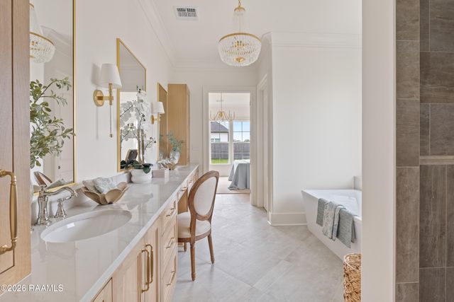 102 Saltmeadow Lane, Lafayette, LA 70508