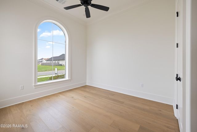 102 Saltmeadow Lane, Lafayette, LA 70508