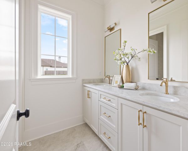 102 Saltmeadow Lane, Lafayette, LA 70508