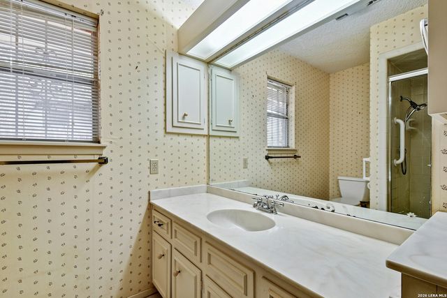 5927 WILDWIND DR, Windcrest, TX 78239