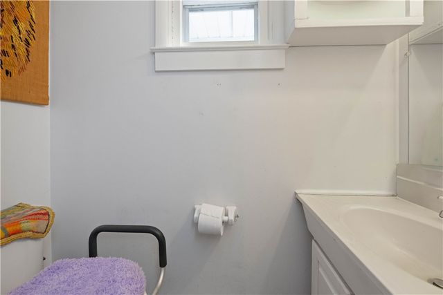 121 West Filbert Street, East Rochester, NY 14445