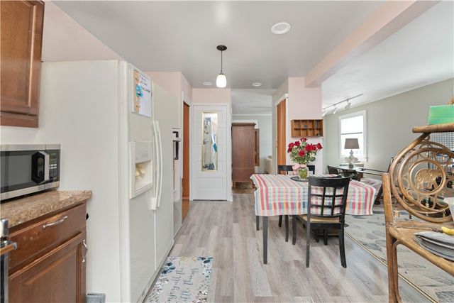 121 West Filbert Street, East Rochester, NY 14445