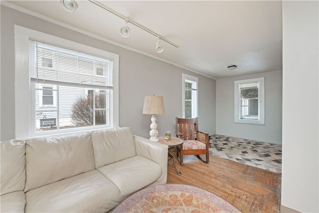 121 West Filbert Street, East Rochester, NY 14445