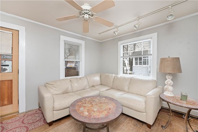 121 West Filbert Street, East Rochester, NY 14445