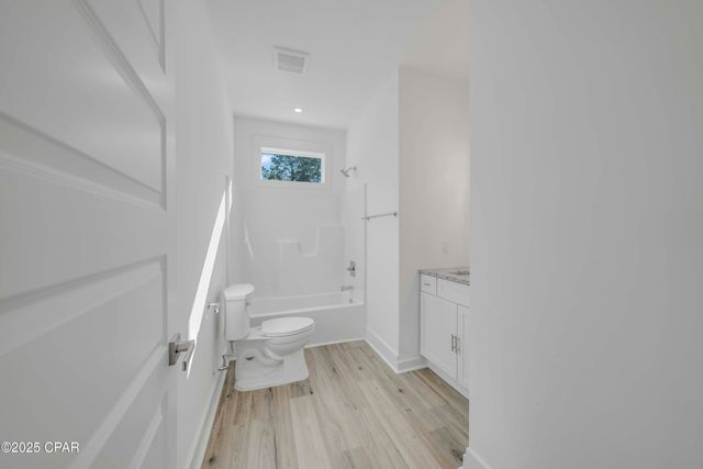 150 Bayou Avenue, Panama City, FL 32401