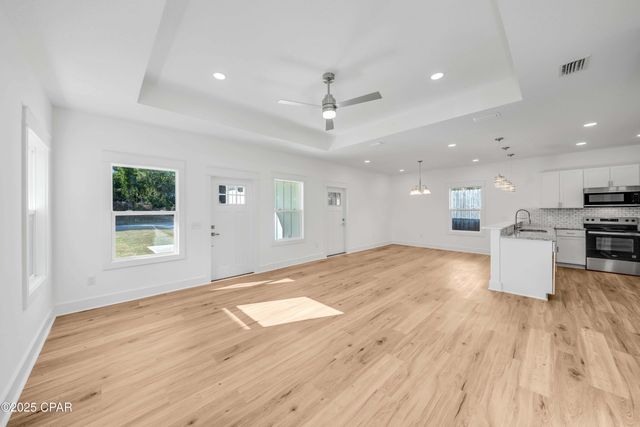 150 Bayou Avenue, Panama City, FL 32401