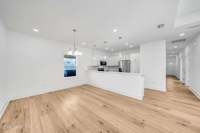 150 Bayou Avenue, Panama City, FL 32401