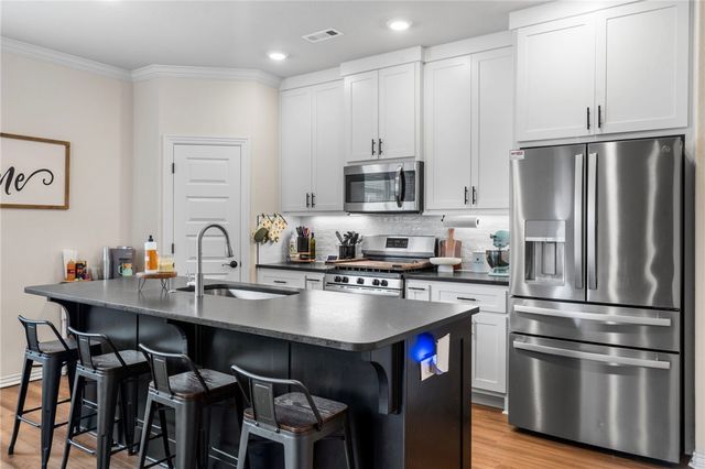 5912 SW Gentle Winds Avenue, Bentonville, AR 72713