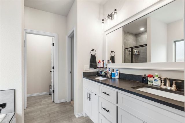 5912 SW Gentle Winds Avenue, Bentonville, AR 72713