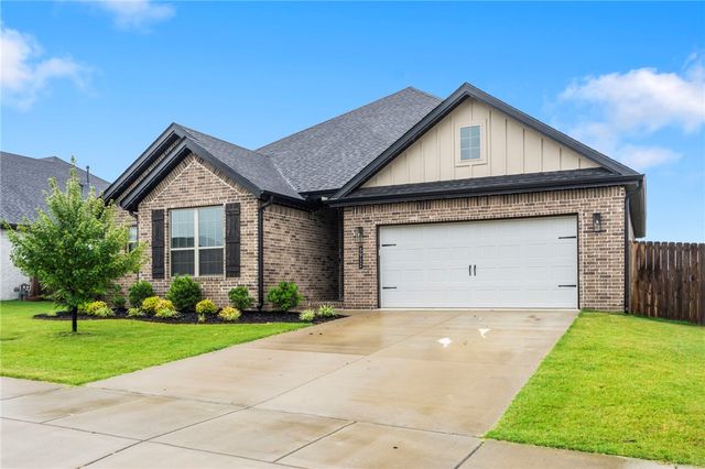 5912 SW Gentle Winds Avenue, Bentonville, AR 72713