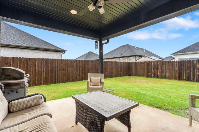 5912 SW Gentle Winds Avenue, Bentonville, AR 72713