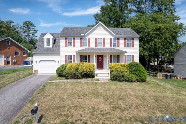 6024 Walking Path Ln, Midlothian, VA 23112