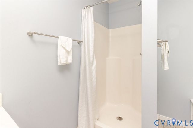 6024 Walking Path Ln, Midlothian, VA 23112