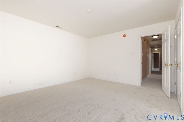 6024 Walking Path Ln, Midlothian, VA 23112