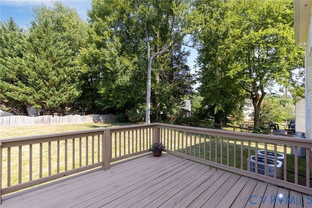 6024 Walking Path Ln, Midlothian, VA 23112