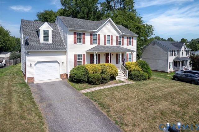 6024 Walking Path Ln, Midlothian, VA 23112